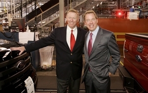 Alan Mulally, left, had several qualities Bill Ford Jr., right, was looking for in a leader including a reputation for getting people to work together as a team.