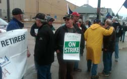CAW protest rally outside Bristol Aerospace Plant in Winnipeg MB