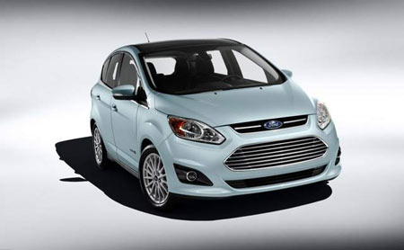 The Ford C-MAX Hybrid, along with the Fusion Hybrid, doesn’t live up to its fuel efficiency claims, hundreds of owners claim in lawsuits against Ford Motor Co. (Ford)