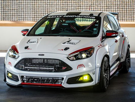 The 2015 Focus ST by Rally Innovations offers inspiration for those looking to upfit their own version of the sporty hatchback.