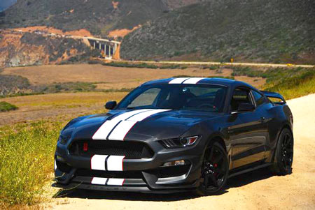 2016 Ford Shelby GT350R Mustang on the Pacific Coast Highway in California (Mark Hacking for The Globe and Mail) 