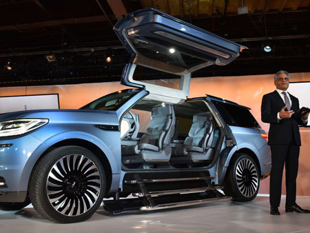 Lincoln President Kumar Galhotra introduced the Lincoln Navigator concept to the media Monday night, ahead of its official debut at the New York International Auto Show on Wednesday, March 23, 2016.  Sam VarnHagen